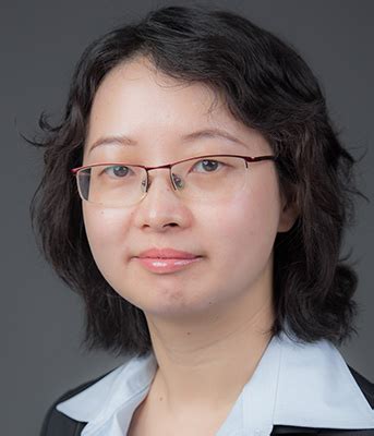 Ms Jenny Lai .